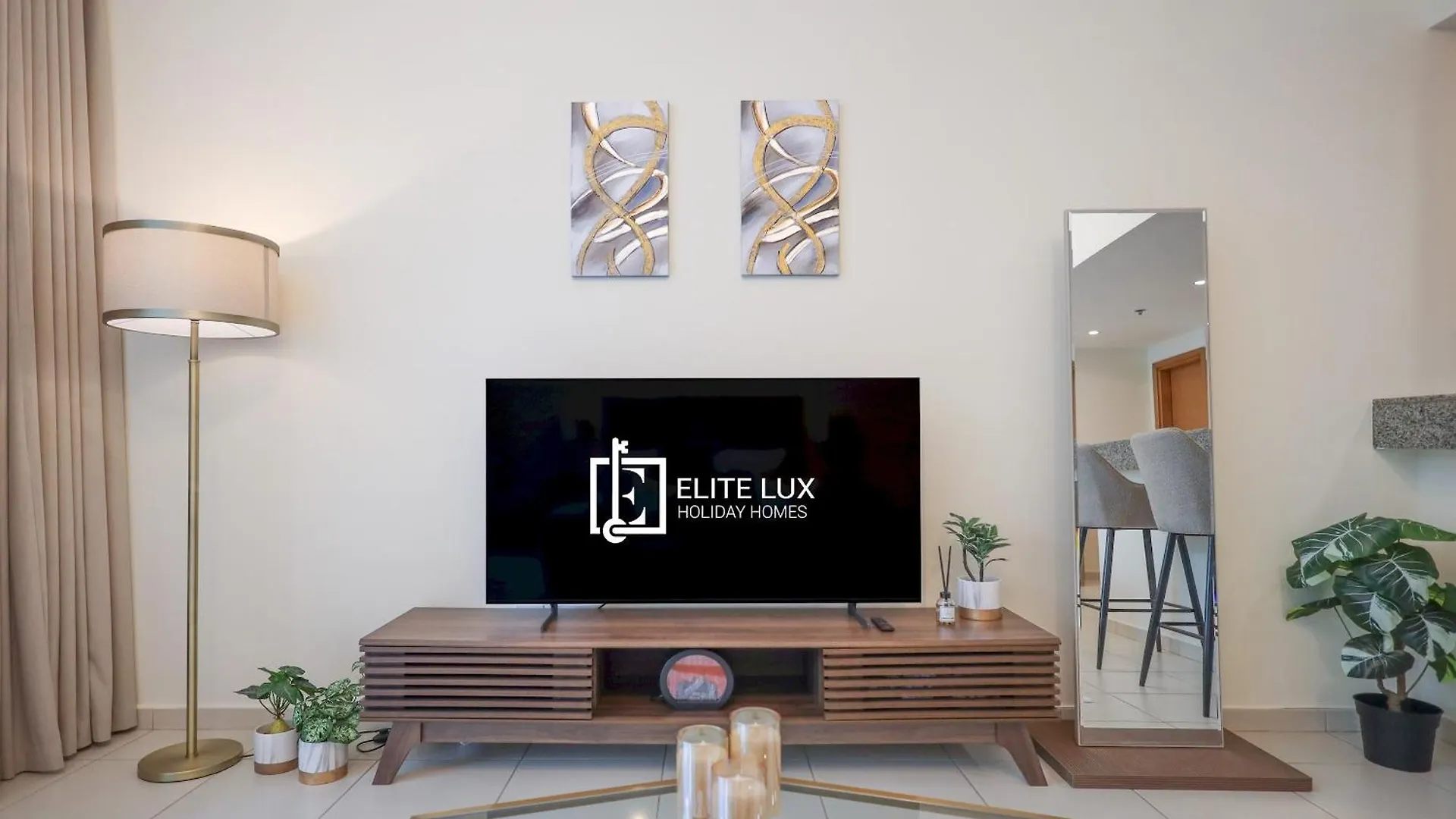 Elite Lux Holiday Homes - Modern Elegance Studio In Business Bay Dubai 0*,