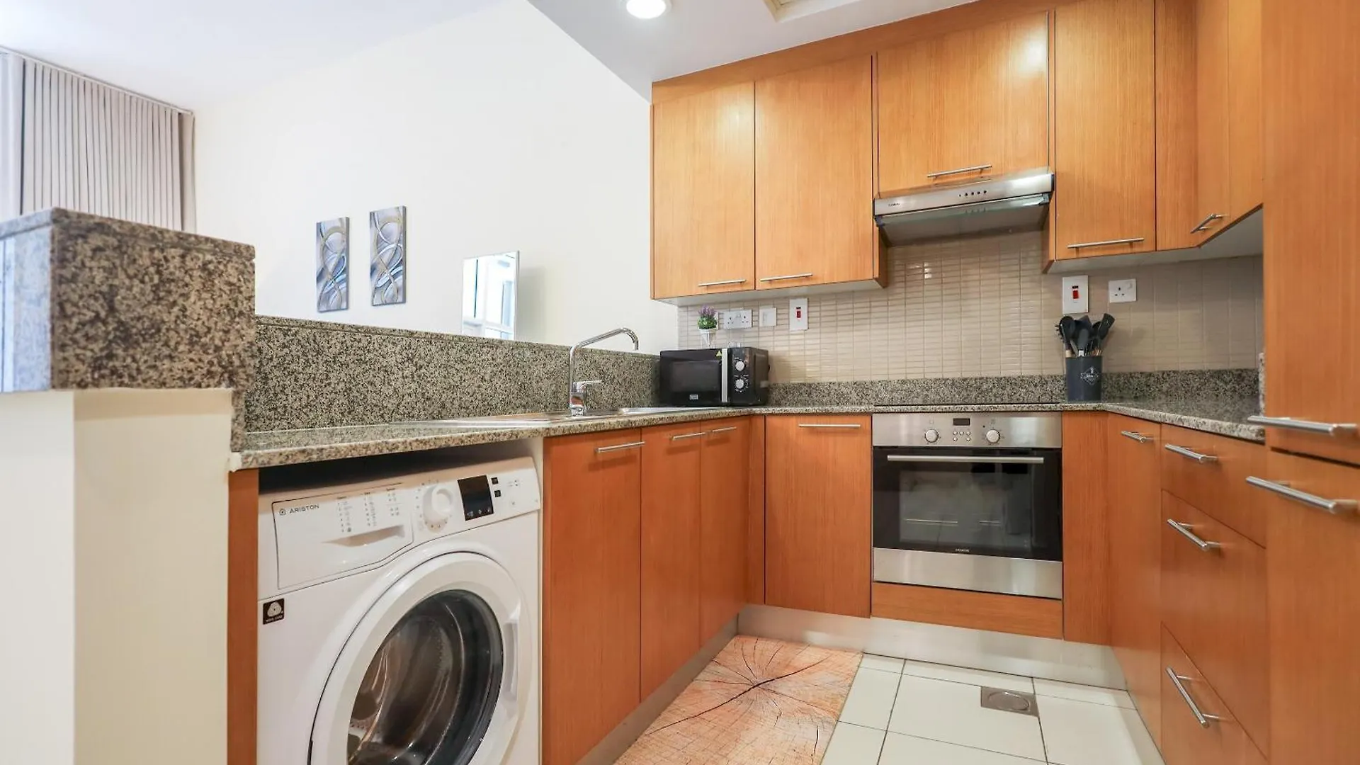 Elite Lux Holiday Homes - Modern Elegance Studio In Business Bay Dubai