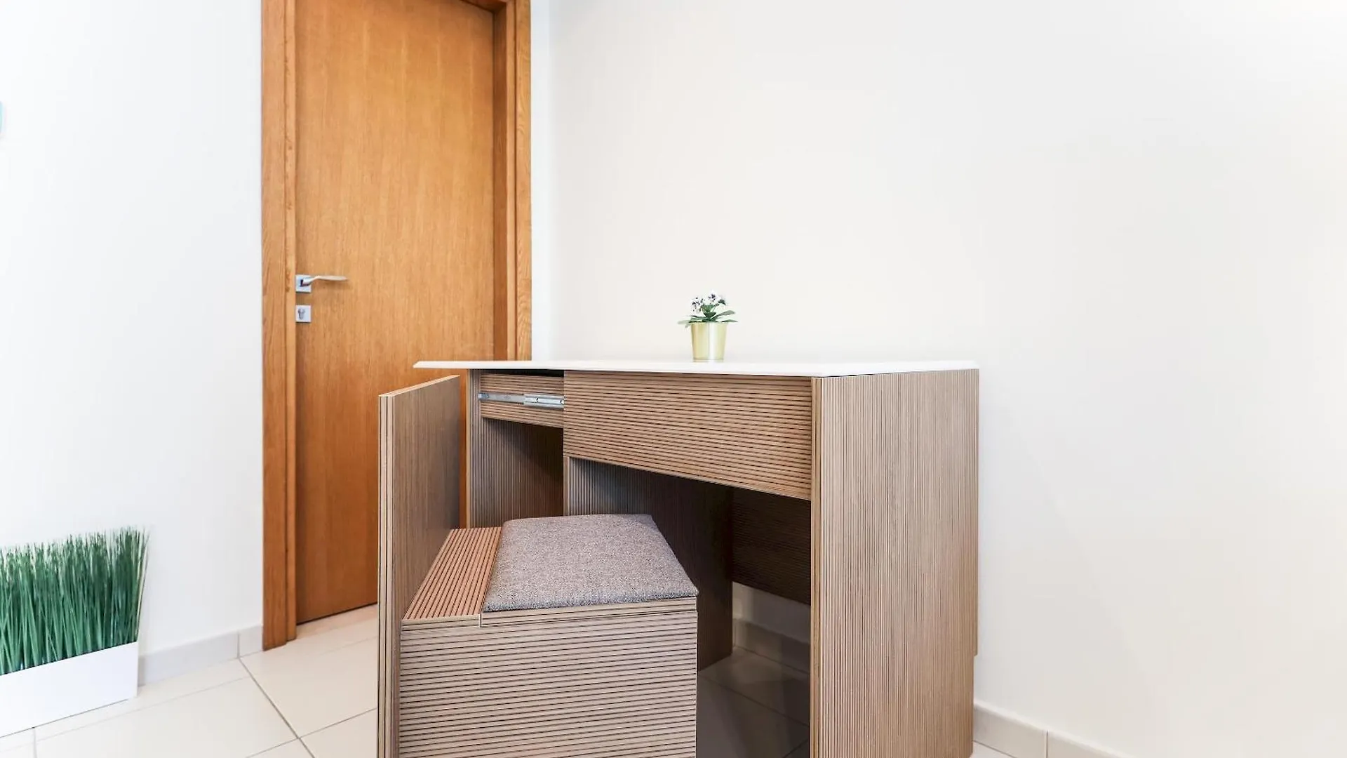 Elite Lux Holiday Homes - Modern Elegance Studio In Business Bay Dubai