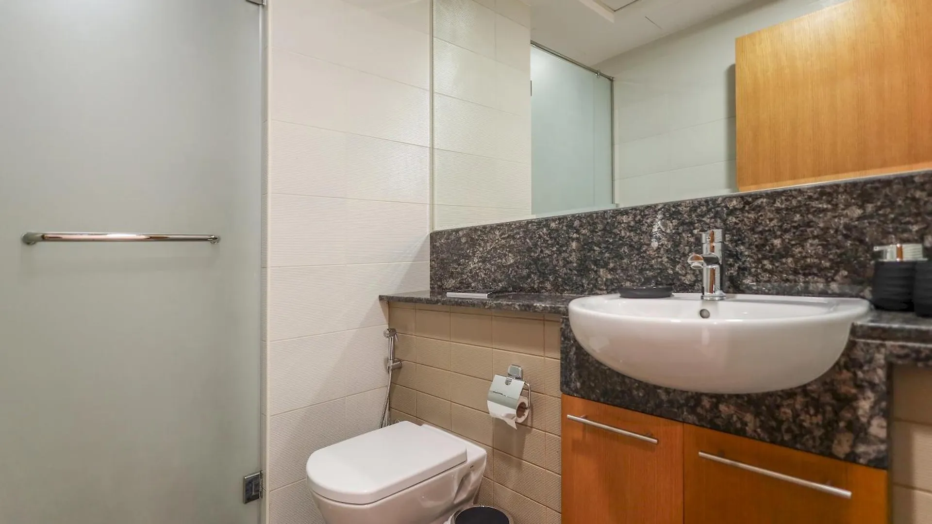 Elite Lux Holiday Homes - Modern Elegance Studio In Business Bay Dubái 0*,